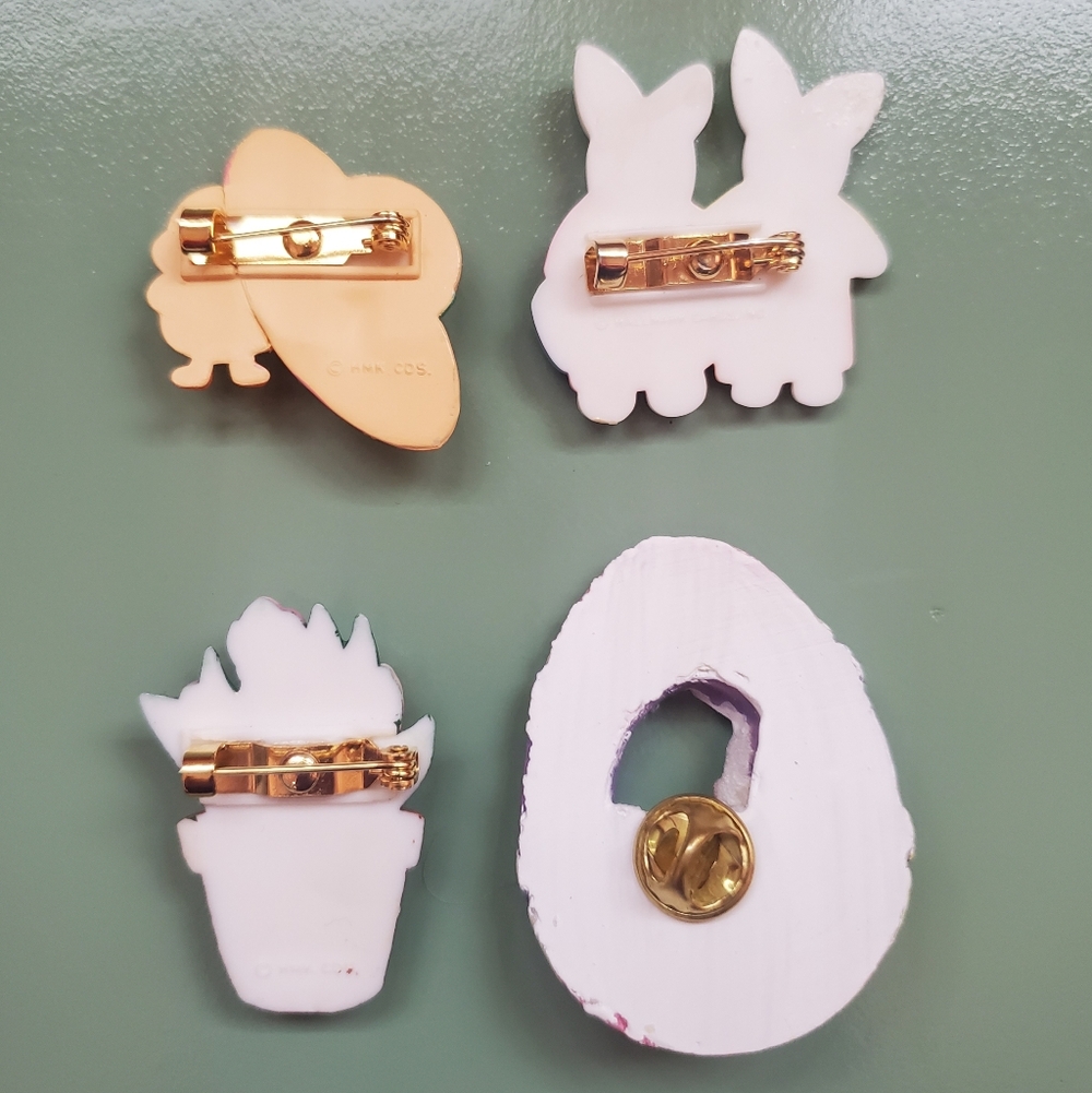 Easter Pins & Egg Chime Necklace - Picture 3 of 5